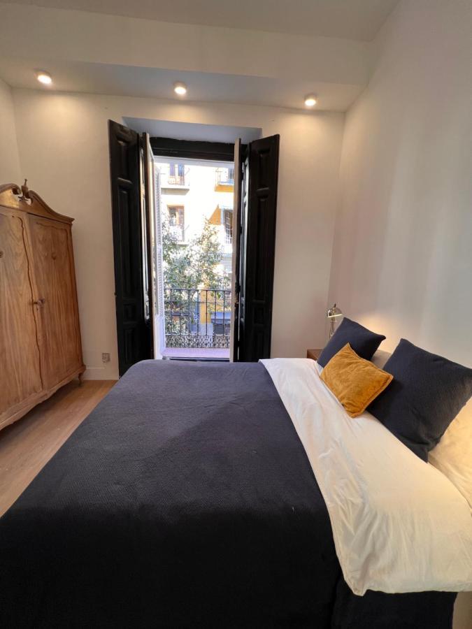 Urban Rooms Fuencarral Madrid Exterior photo