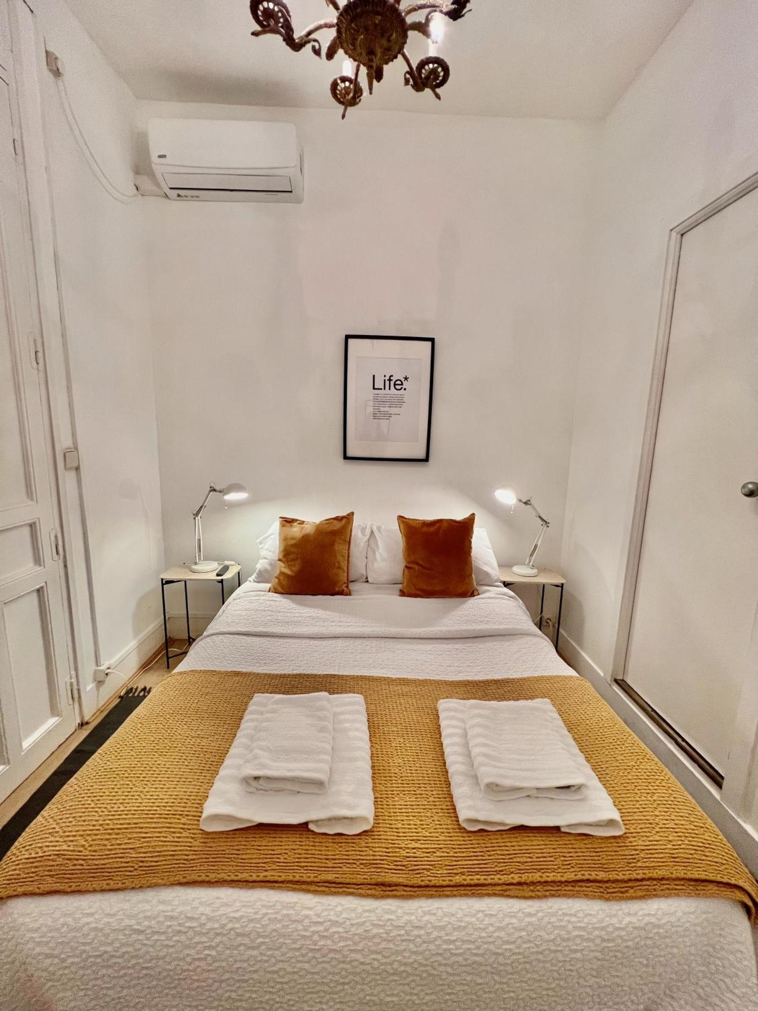 Urban Rooms Fuencarral Madrid Exterior photo