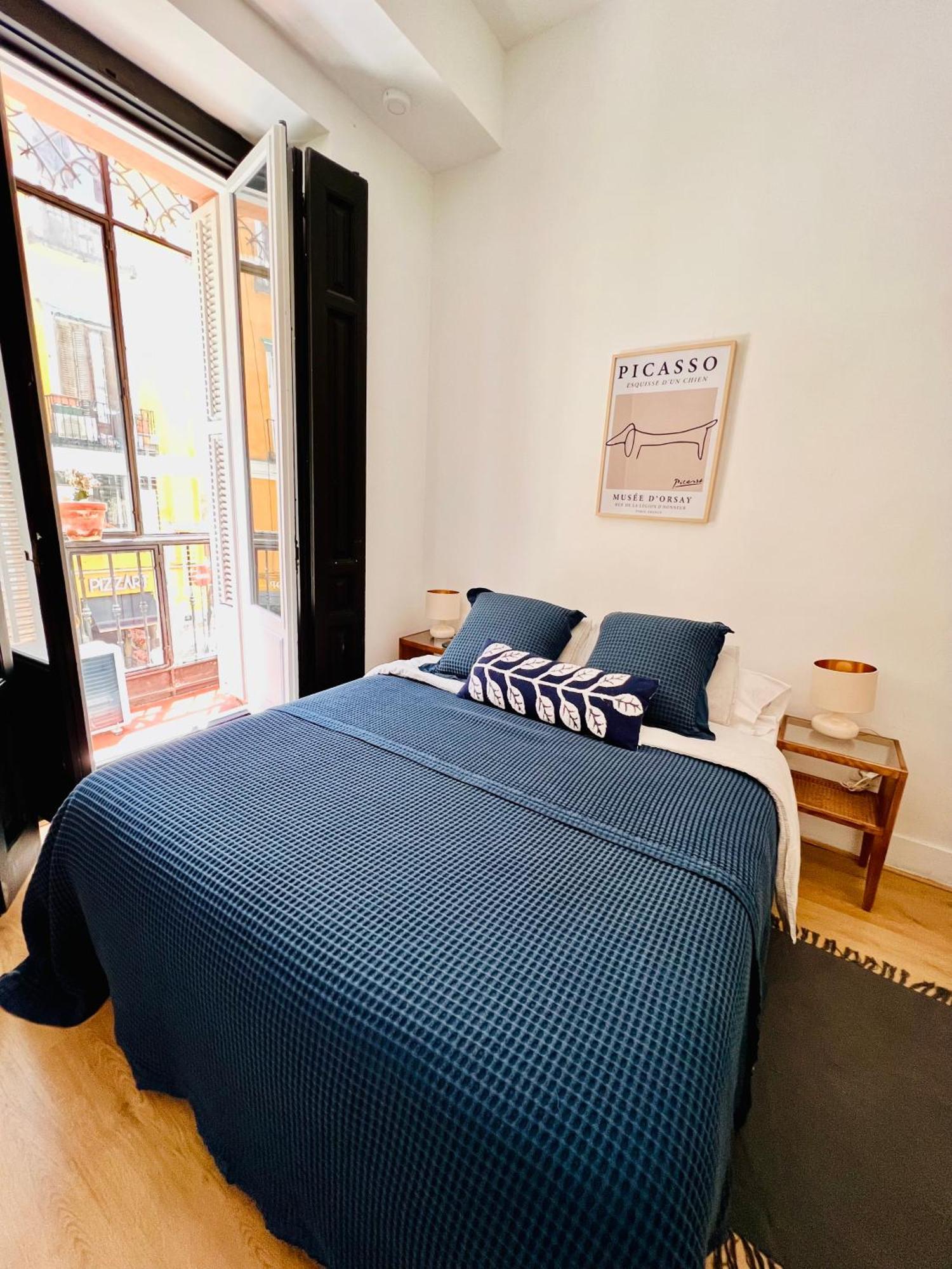 Urban Rooms Fuencarral Madrid Exterior photo